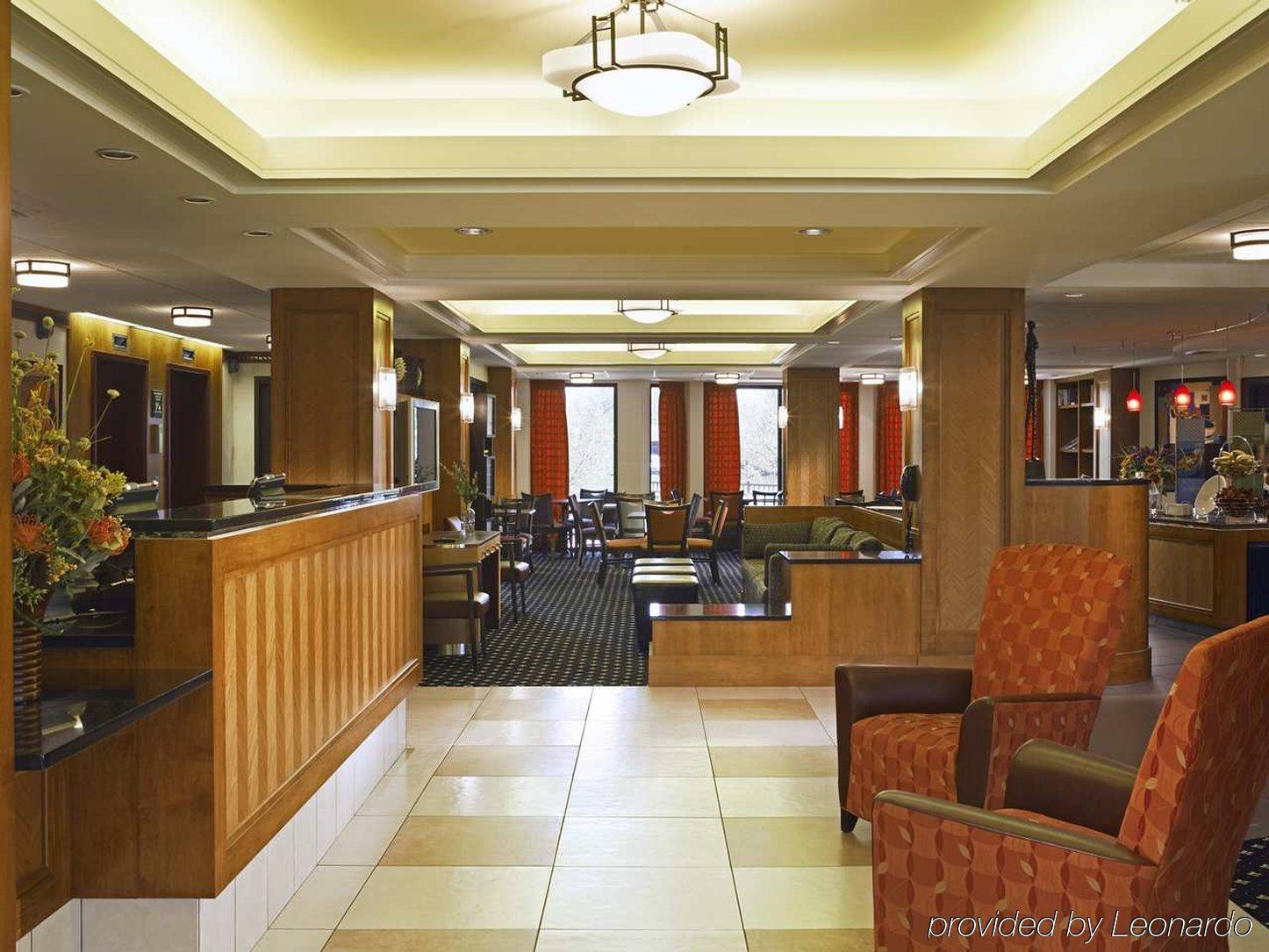 Hampton Inn Lancaster Beltér fotó