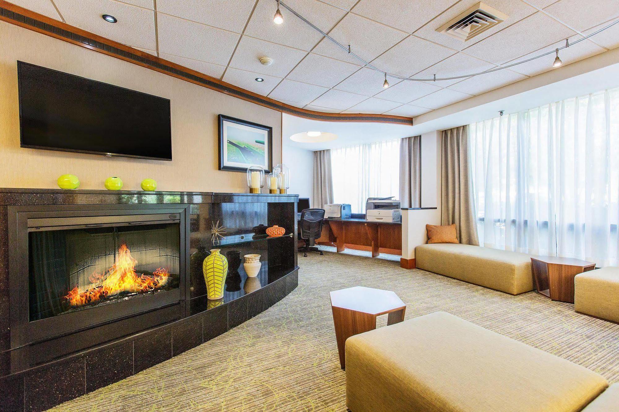 Hampton Inn Lancaster Kültér fotó
